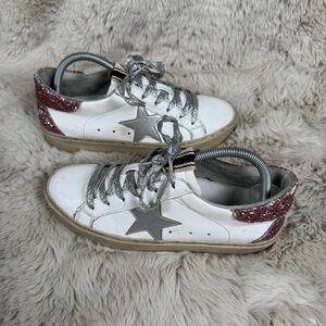 ShuShop Reba Glitter Star Sneakers Size 8.5